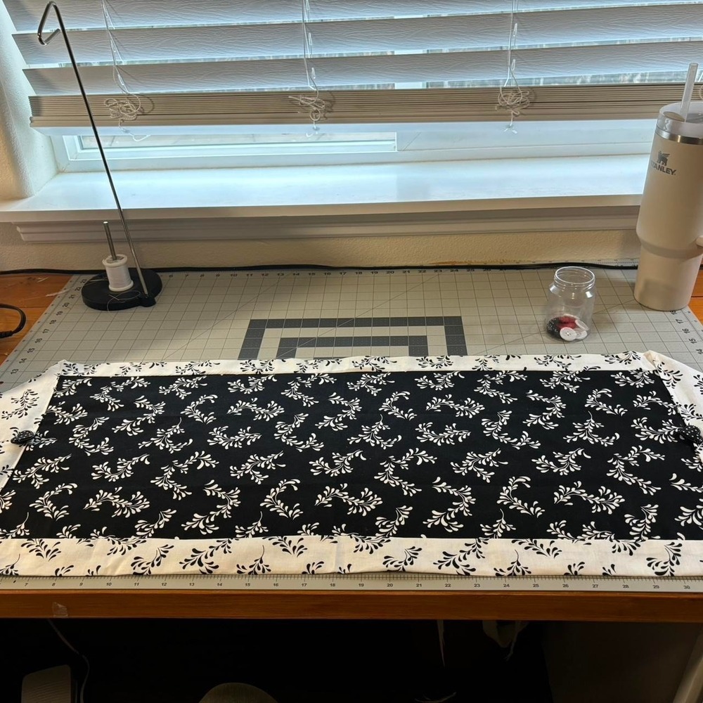 Homemade table runner - Picture 3 of 8